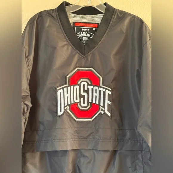 Franchise Club Ohio State Buckeyes Big Logo Windshell XL Zipper Pocket Pullover - Picture 2 of 10